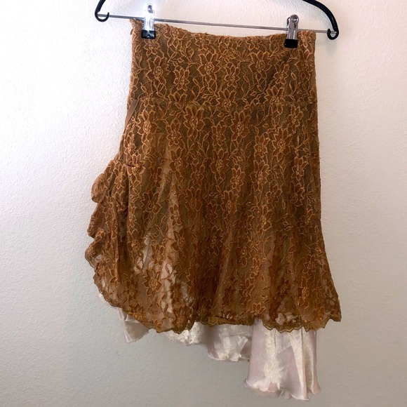 Guess Jeans Elegant Laced Skirt - Picture 2 of 5